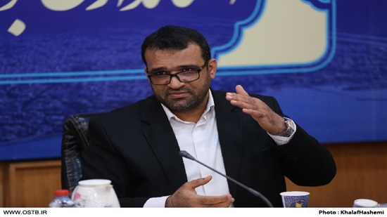 اکبر پورات
معاون سیاسی