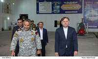 بازدید استاندار بوشهر از پایگاه دریایی ارتش