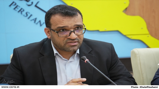 اکبر پورات
معاون سیاسی